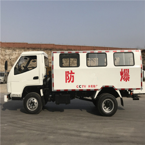 中重10臺無軌膠輪車發(fā)往云南曲靖